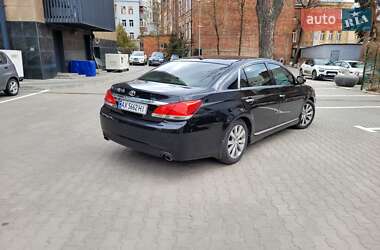 Седан Toyota Avalon 2010 в 