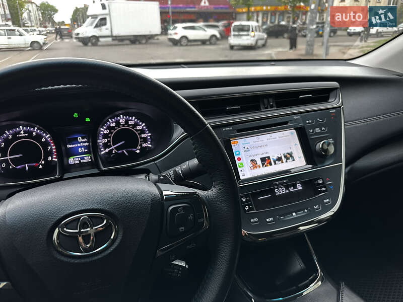 Седан Toyota Avalon 2018 в Житомирі