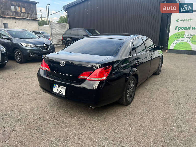 Седан Toyota Avalon 2006 в Чернигове