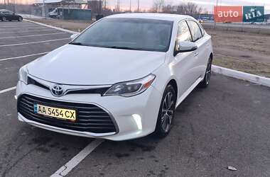 Седан Toyota Avalon 2016 в 