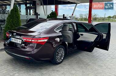 Седан Toyota Avalon 2013 в 
