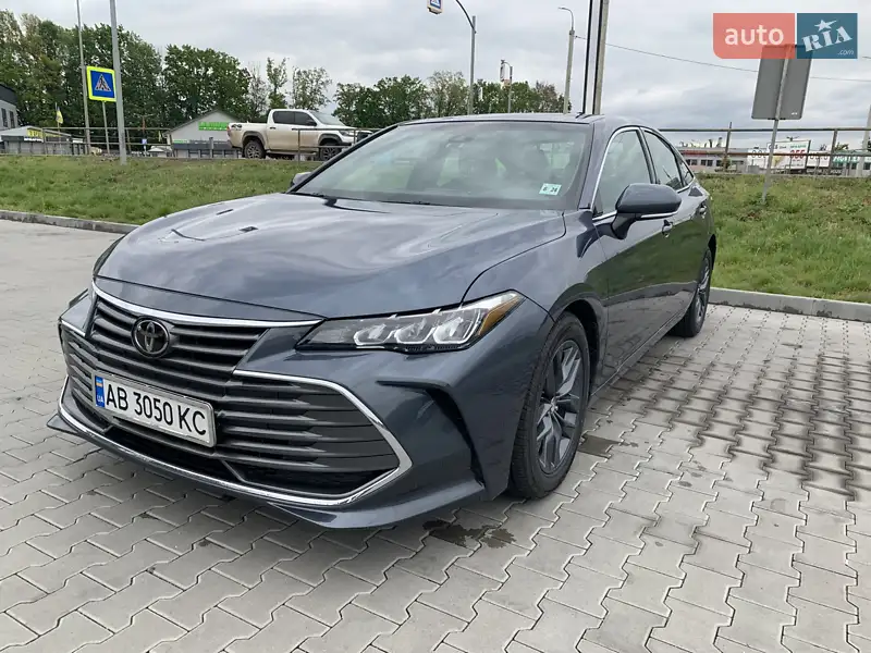 Toyota Avalon 2019