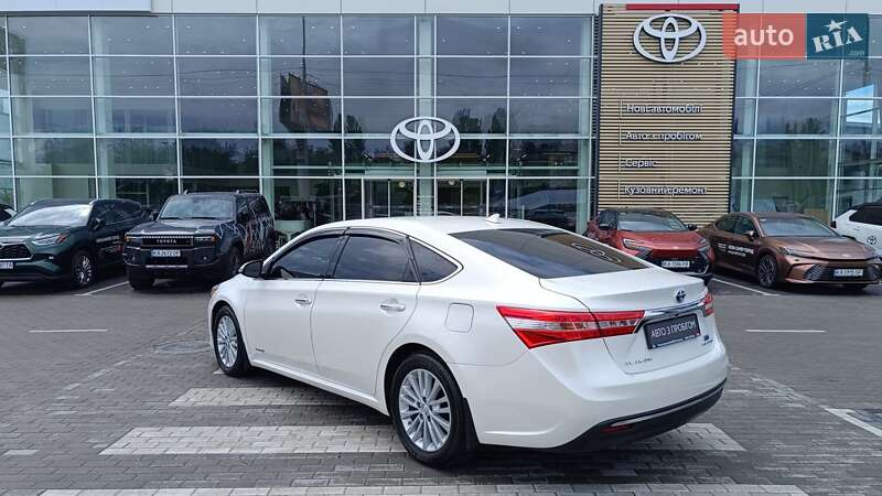 Седан Toyota Avalon 2014 в Києві
