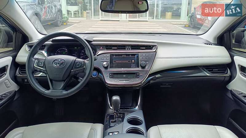 Седан Toyota Avalon 2014 в Києві