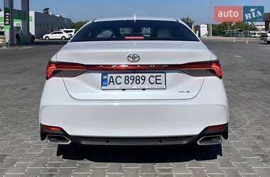 Седан Toyota Avalon 2018 в 