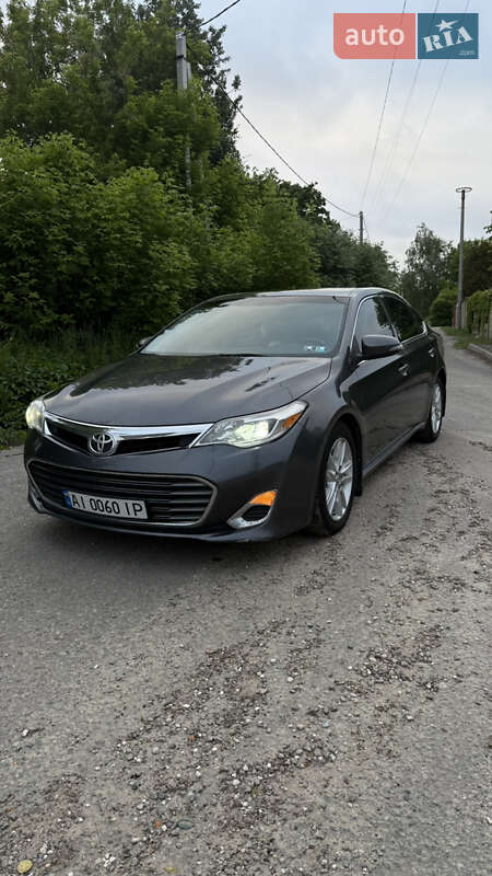 Toyota Avalon 2012