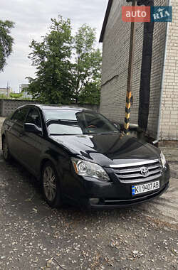 Седан Toyota Avalon 2007 в Киеве