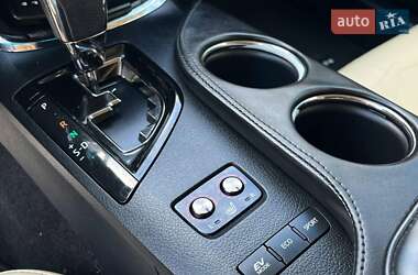 Седан Toyota Avalon 2014 в 