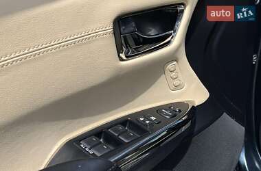 Седан Toyota Avalon 2014 в 
