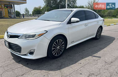 Седан Toyota Avalon 2013 в Полтаве