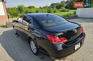 Седан Toyota Avalon 2008 в 