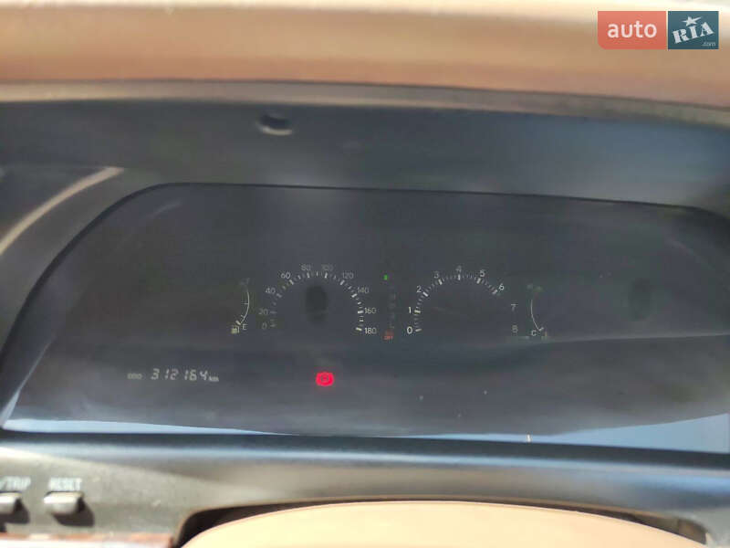 Седан Toyota Avalon 1995 в Киеве