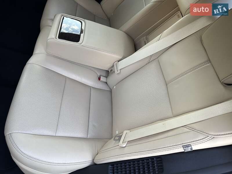 Седан Toyota Avalon 2014 в Дніпрі