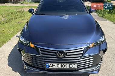 Седан Toyota Avalon 2019 в Прилуках