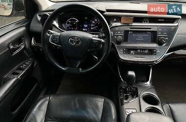 Седан Toyota Avalon 2013 в 