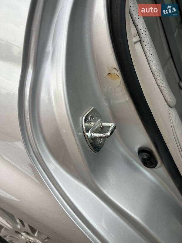 Седан Toyota Avalon 2008 в Житомире