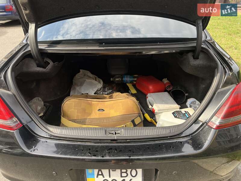 Седан Toyota Avalon 2008 в Киеве