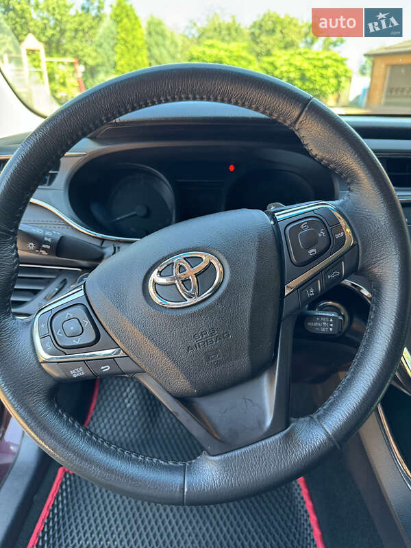 Седан Toyota Avalon 2017 в Києві