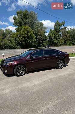 Седан Toyota Avalon 2014 в 