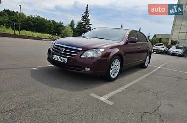Седан Toyota Avalon 2006 в Киеве