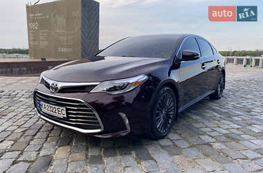 Седан Toyota Avalon 2016 в Киеве