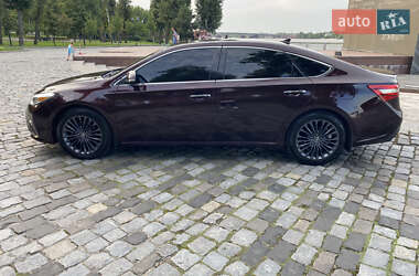 Седан Toyota Avalon 2016 в 