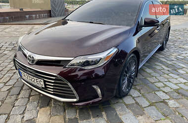 Седан Toyota Avalon 2016 в 