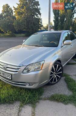 Седан Toyota Avalon 2006 в Киеве