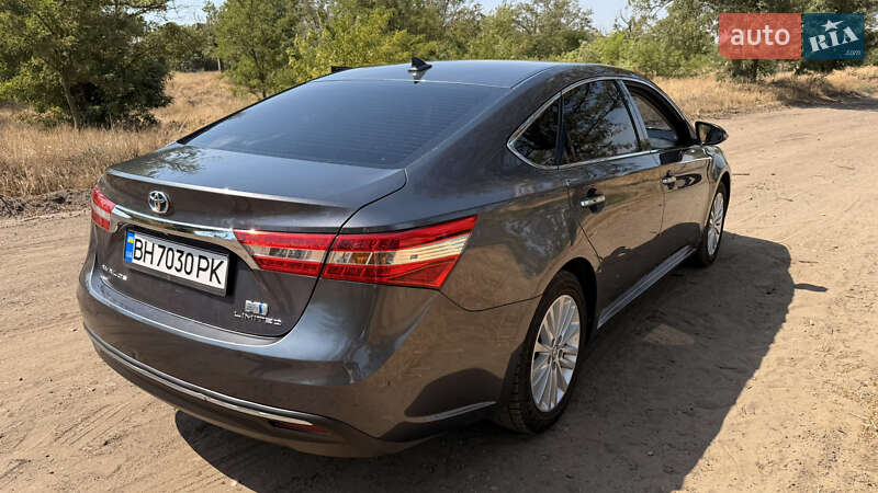 Седан Toyota Avalon 2014 в Білгороді-Дністровському