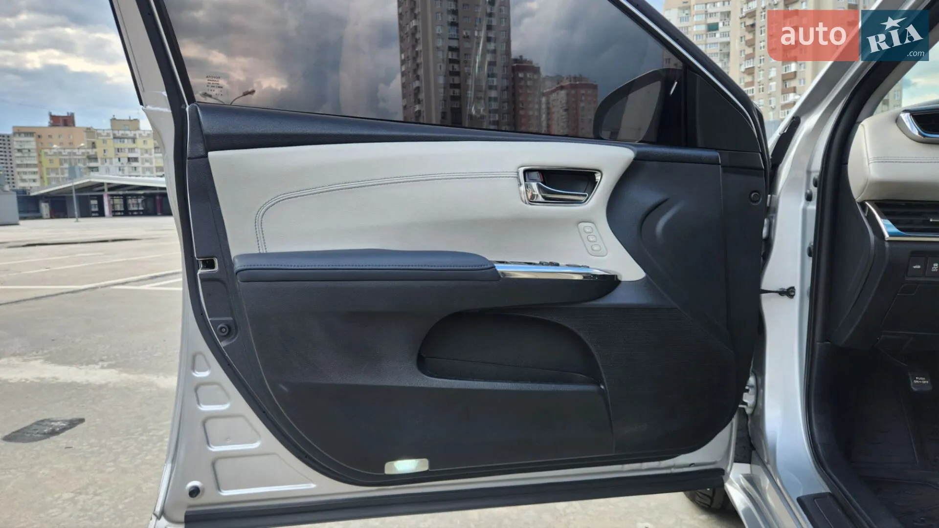 2014 Toyota Avalon - мініатюра 13
