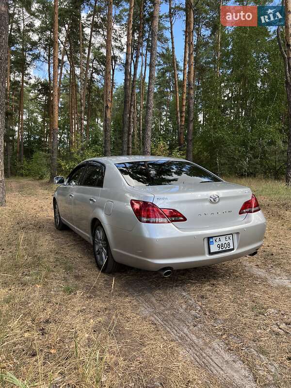 Седан Toyota Avalon 2007 в Києві