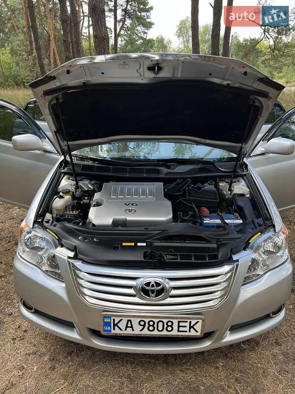 Седан Toyota Avalon 2007 в Києві