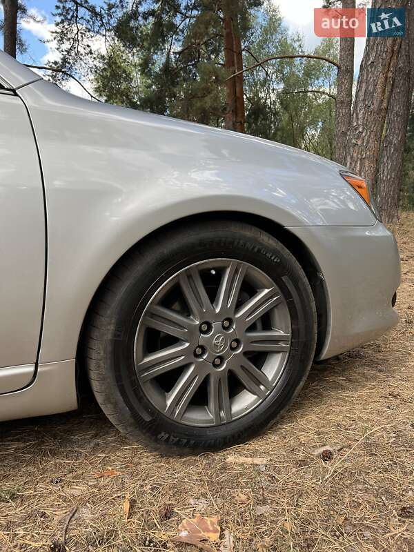 Седан Toyota Avalon 2007 в Києві