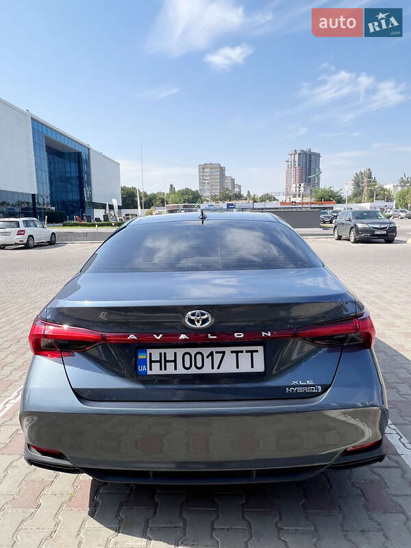 Седан Toyota Avalon 2020 в Одессе