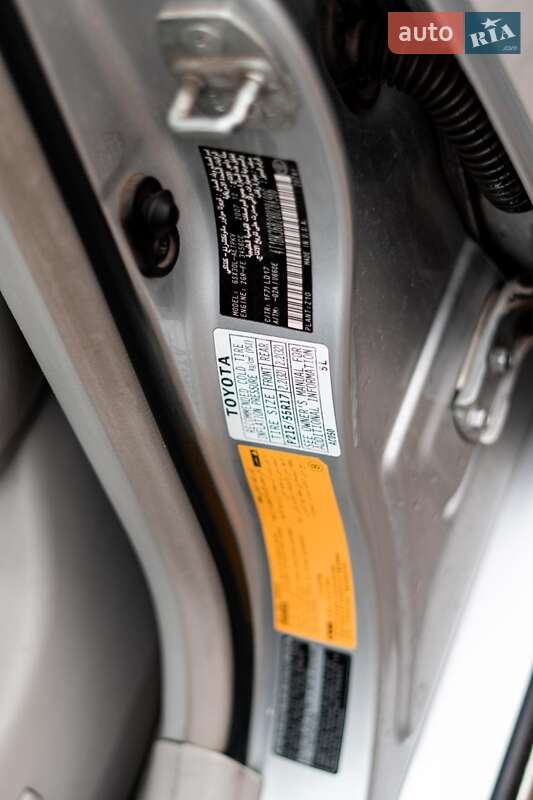 Седан Toyota Avalon 2008 в Львові