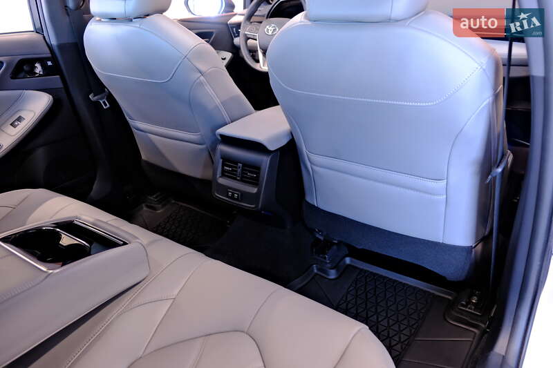 Седан Toyota Avalon 2019 в Одессе фото 49 Седан Toyota Avalon 2019 в Одессе