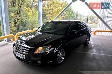 Седан Toyota Avalon 2007 в Киеве