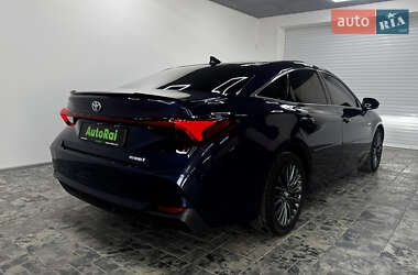 Седан Toyota Avalon 2018 в 
