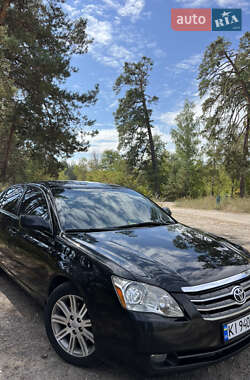 Седан Toyota Avalon 2007 в Киеве