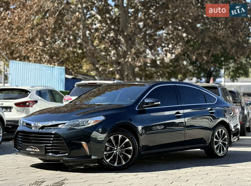 Седан Toyota Avalon 2016 в Одесі