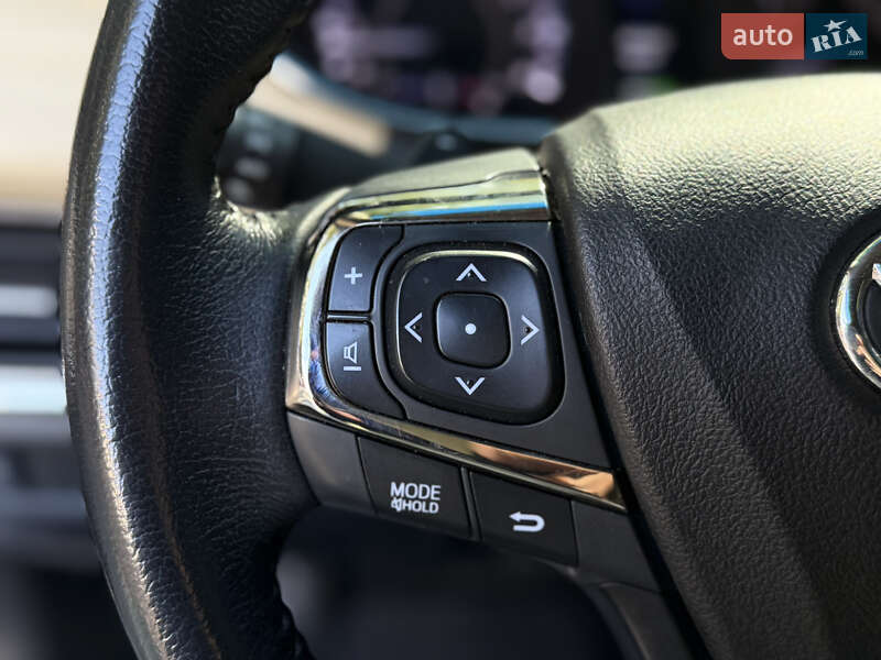 Седан Toyota Avalon 2016 в Одесі