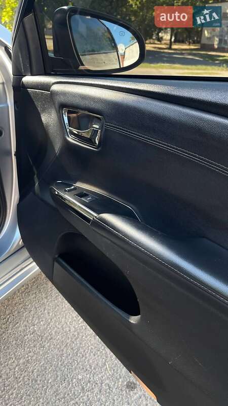 Седан Toyota Avalon 2015 в Одессе