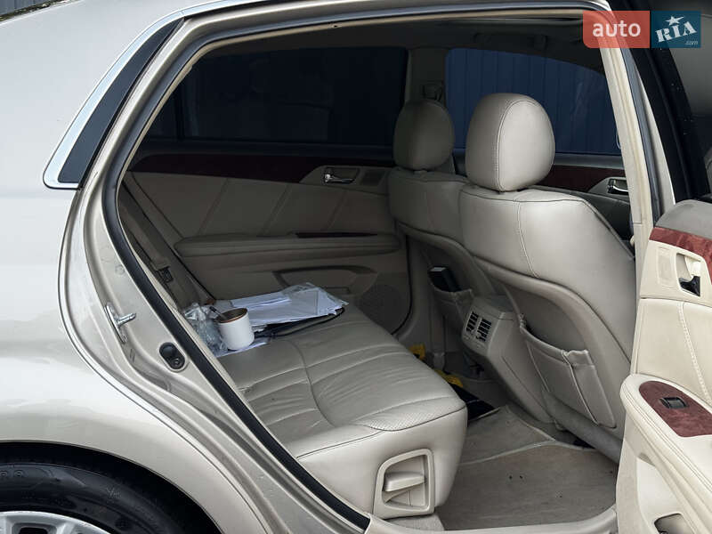 Седан Toyota Avalon 2006 в Днепре