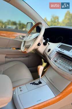 Седан Toyota Avalon 2007 в 