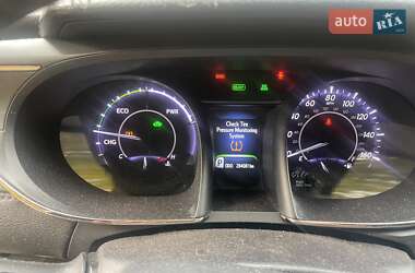 Седан Toyota Avalon 2015 в 