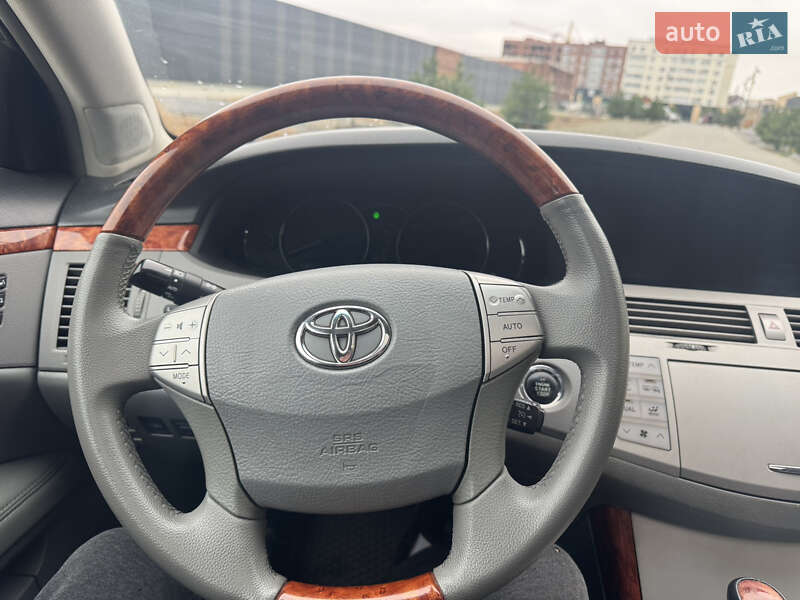 Седан Toyota Avalon 2007 в Хмельницком