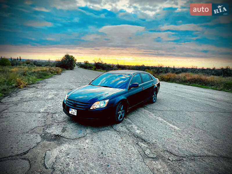 Седан Toyota Avalon 2006 в Білгороді-Дністровському