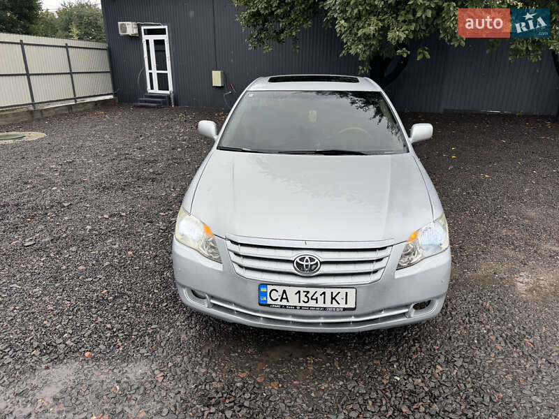 Седан Toyota Avalon 2006 в Одесі