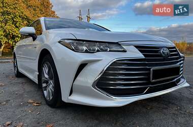 Седан Toyota Avalon 2019 в Владимире Седан Toyota Avalon 2019 в Владимире