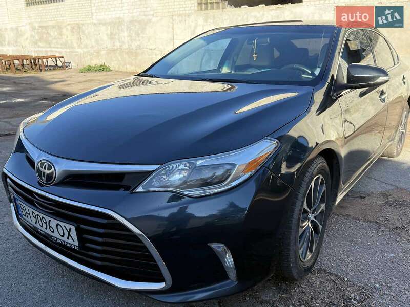 Toyota Avalon 2015